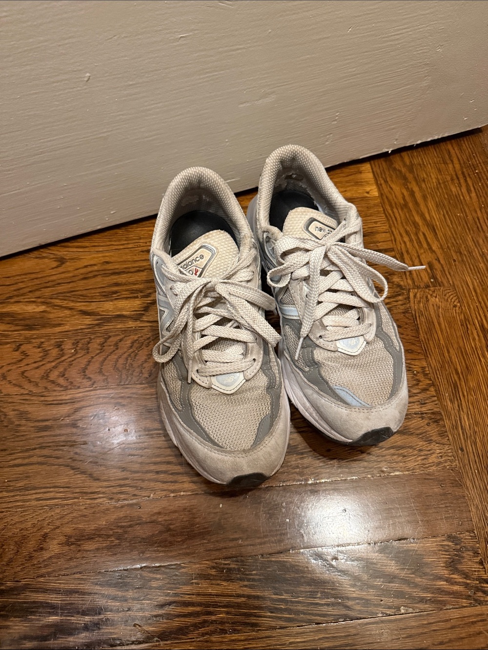 New Balance 990V6